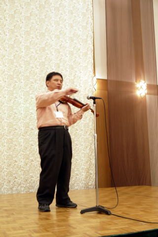 山森先生バイオリン演奏